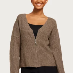 Pieces - Cardigans og Kaftan - Fossil - Pcnonja Ls V-Neck Knit Cardigan Bc - Trøjer